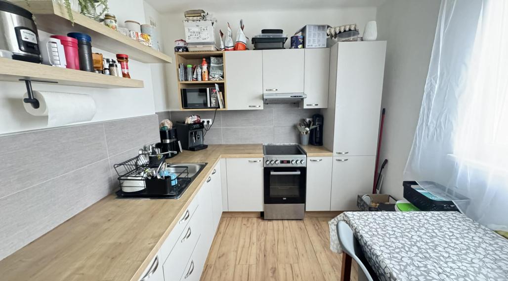 Predám 2 izbový byt s balkónom v Nových Zámkoch