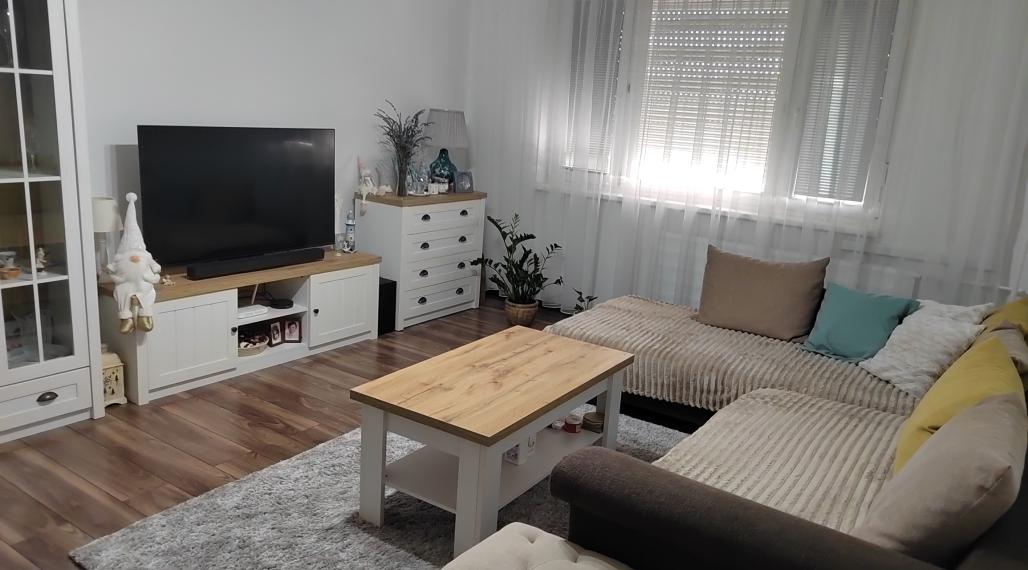 Predám 2 izbový byt na sídlisku Juh v Nových Zámkoch