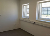 Prenajmem skladový priestor v Nových Zámkoch - fotografia 7