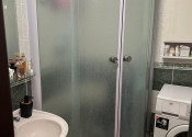 Predám tehlový 3 izbový byt s balkónom v Nových Zámkoch - fotografia 9