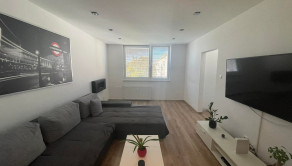 Prenajmem pekný 3 izbový byt s balkónom v Nových Zámkoch - fotografia 4