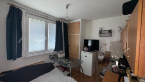 Exkluzívne! Predám 1 izbový byt s balkónom v Nových Zámkoch - fotografia 4