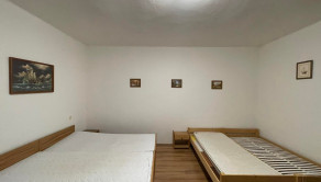 Prenajmem 3 izbový rodinný dom v Nesvadoch - fotografia 4