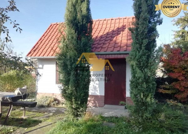 Predám chatu so záhradou v Kolárove