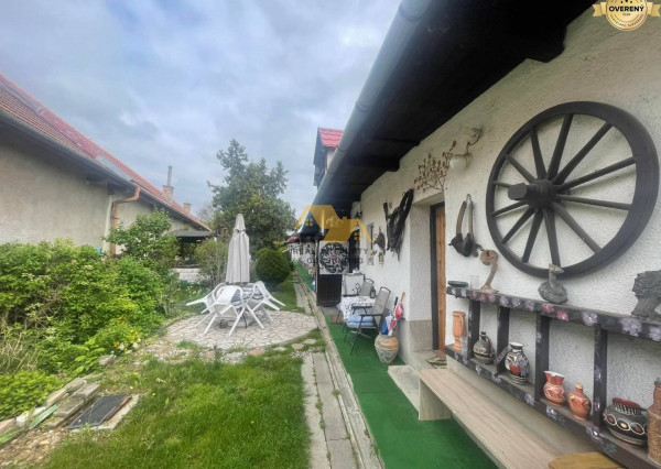 Predám apartmánový dom v obci Podhájska