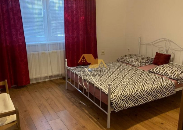Znížená cena! Predám tehlový 3 izbový byt s balkónom v Nových Zámkoch