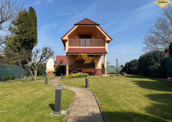 Exkluzívne! Predám chatu na celoročné bývanie v Nových Zámkoch