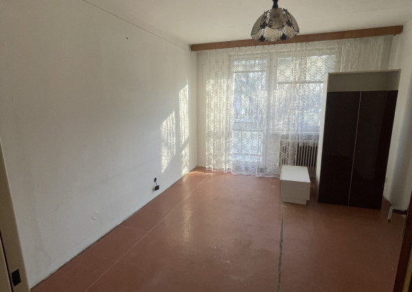 Exkluzívne! Predám 2 izbový byt s balkónom v Hurbanove