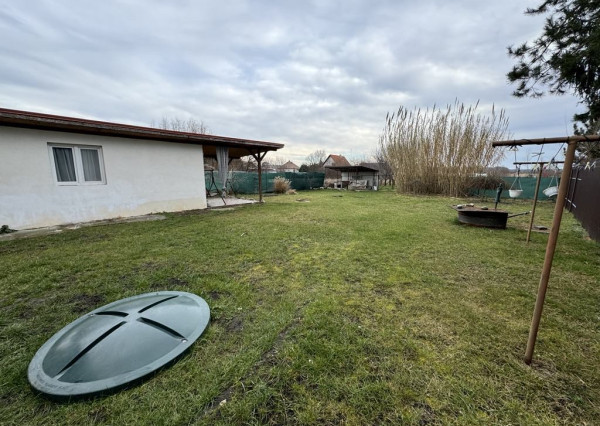 Predám zrekonštruovaný rodinný dom v obci Palárikovo