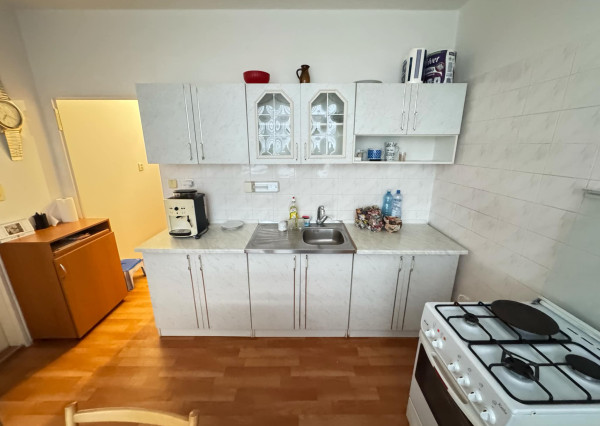 Predám veľký 2 izbový byt s balkónom v Nových Zámkoch