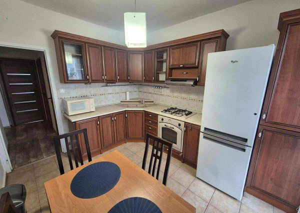 Prenajmem 3 izbový byt s loggiou v Nových Zámkoch