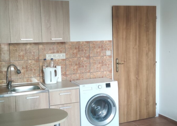 Prenajmem garsónku s balkónom v Nových Zámkoch