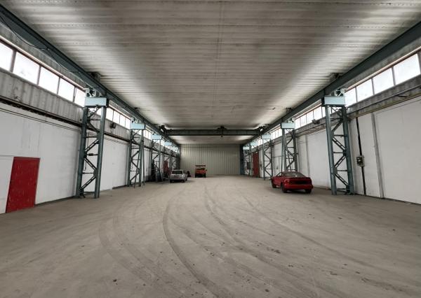 Prenajmem výrobnú halu so žeriavom v Nových Zámkoch