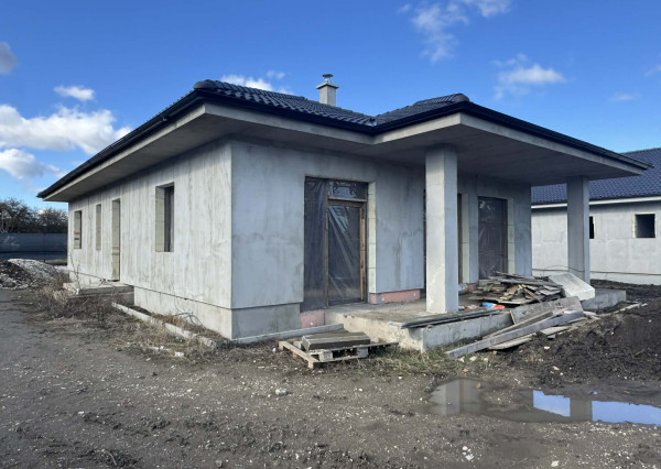 Predám novostavbu rodinného domu na Gúgskej ulici v Nových Zámkoch