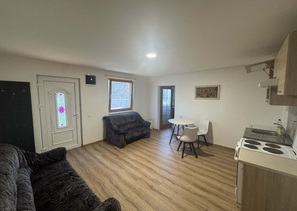 Prenajmem 2 izbový byt v Nových Zámkoch