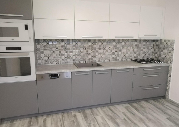 Prenajmem 3 izbový byt s balkónom v Nových Zámkoch