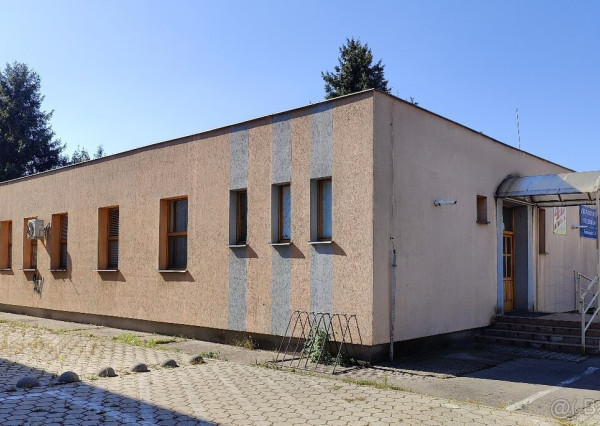 Predám podnikateľský priestor pri centre v Nových Zámkoch