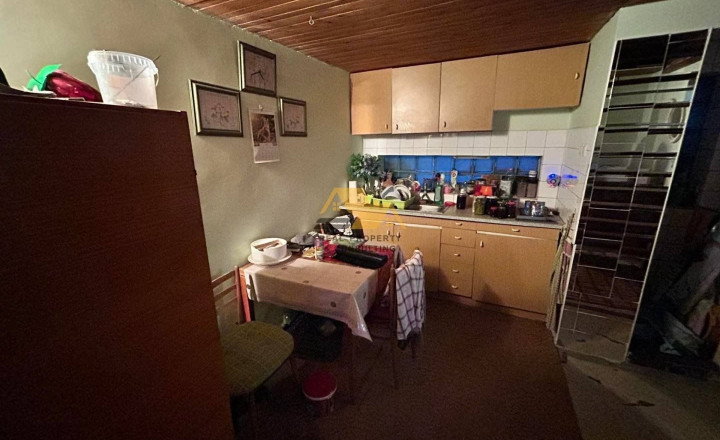 Predám chatu so záhradou v Nových Zámkoch - fotografia 3