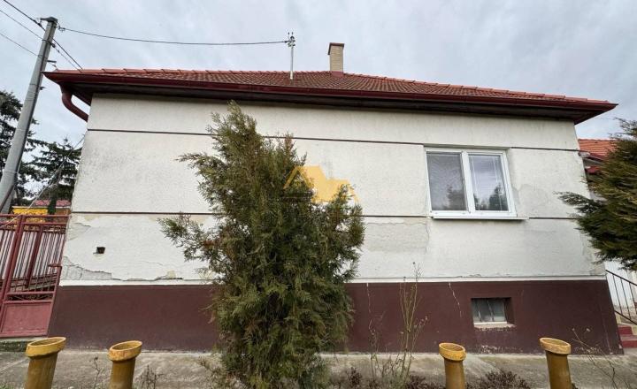 Predám rodinný dom v obci Podhájska - fotografia 3