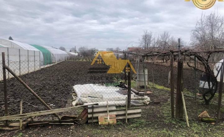 Predám rodinný dom s pozemkom v obci Bešeňov - fotografia 8