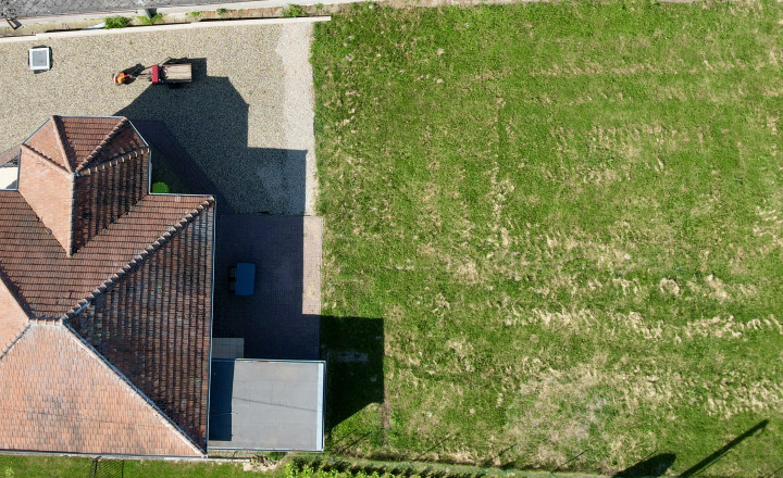 Predám zrekonštruovaný rodinný dom v obci Podhájska - fotografia 6