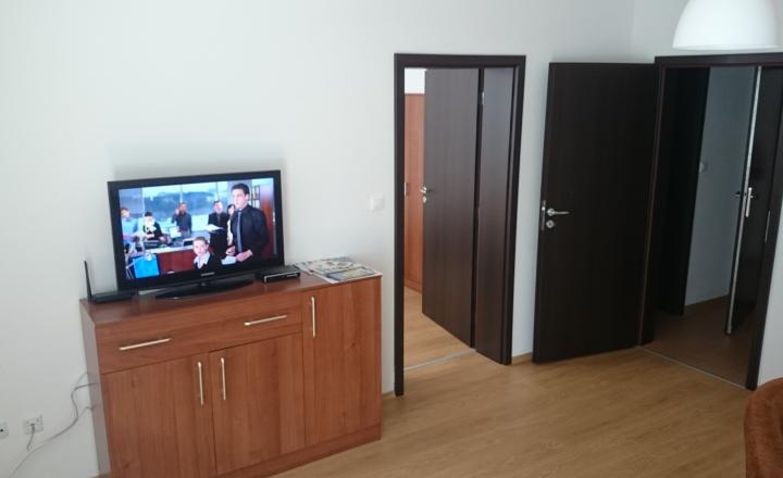 Výhodná ponuka! Apartmán neďaleko kúpaliska v obci Podhájska - fotografia 8