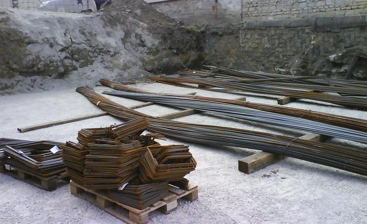 Predám polyfunkčnú budovu v Nových Zámkoch - fotografia 3