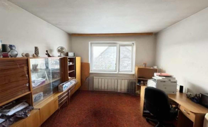 Exkluzívne! Predám rodinný dom s garážou v obci Veľká Maňa - fotografia 1