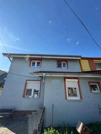 Exkluzívne! Predám rodinný dom v Nových Zámkoch - fotografia 17