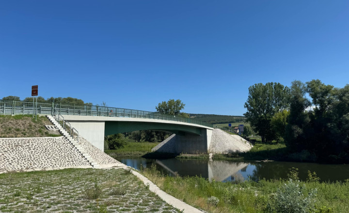 Exkluzívne! 🌿 Útulná chata v srdci prírody na predaj! 🏡 - fotografia 13
