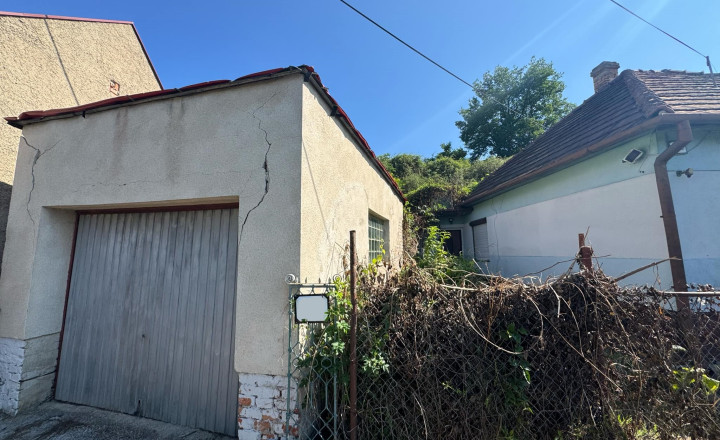 Exkluzívne! 🌿 Útulná chata v srdci prírody na predaj! 🏡 - fotografia 10
