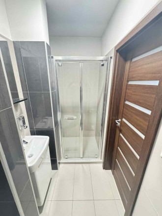 Výhodná ponuka! Moderný apartmán neďaleko kúpaliska v obci Podhájska - fotografia 4