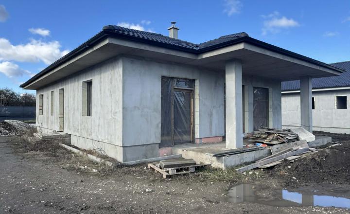 Predám novostavbu rodinného domu na Gúgskej ulici v Nových Zámkoch