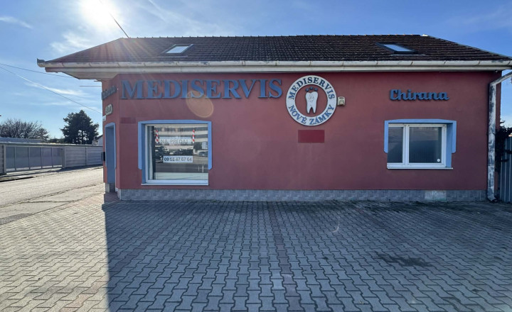 Predám komerčný priestor na frekventovanej ceste v Nových Zámkoch