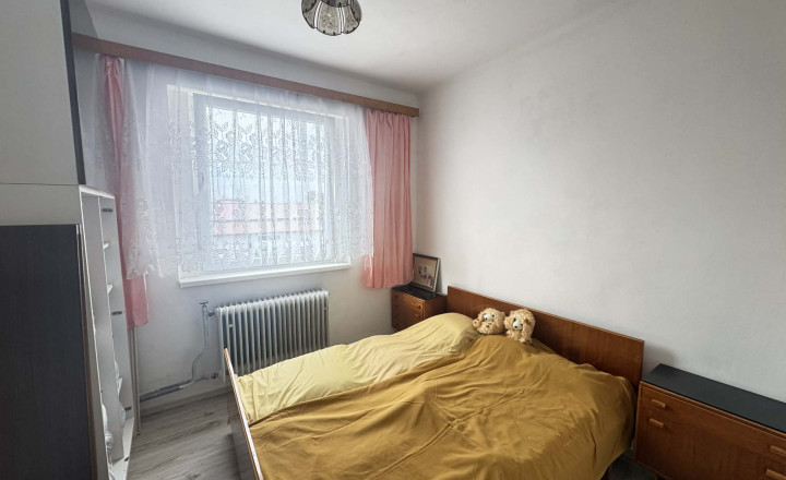 Exkluzívne! Predám rodinný dom s garážou v obci Bešeňov - fotografia 3