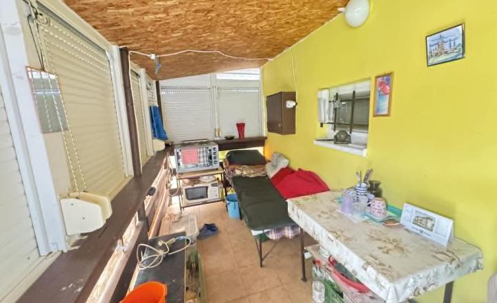 Exkluzívne! Predám chatu s prístupom k vode v Nových Zámkoch - fotografia 4