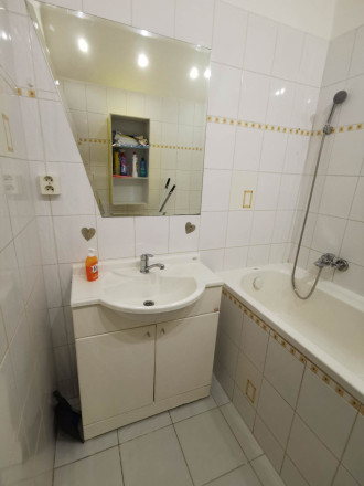 Prenajmem 2 izbový byt v Nových Zámkoch - fotografia 8