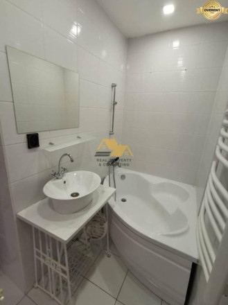 Prenajmem 2 izbový byt s balkónom v Nových Zámkoch - fotografia 6