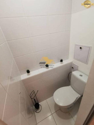 Prenajmem 2 izbový byt s balkónom v Nových Zámkoch - fotografia 10