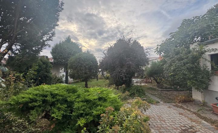 Predám rodinný dom v Nových Zámkoch - fotografia 2