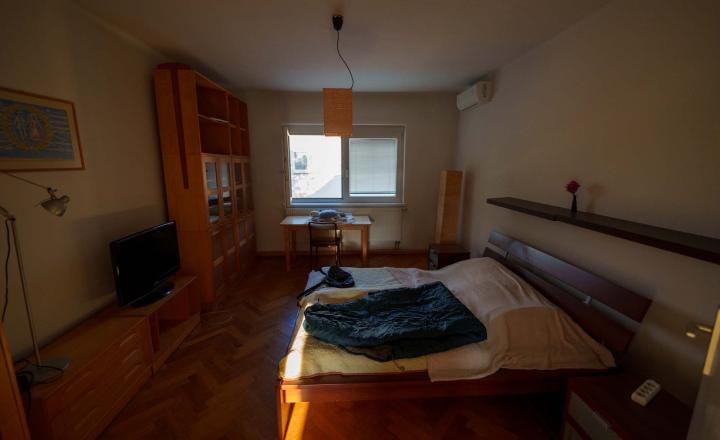 Predám rodinný dom v Nových Zámkoch - fotografia 10