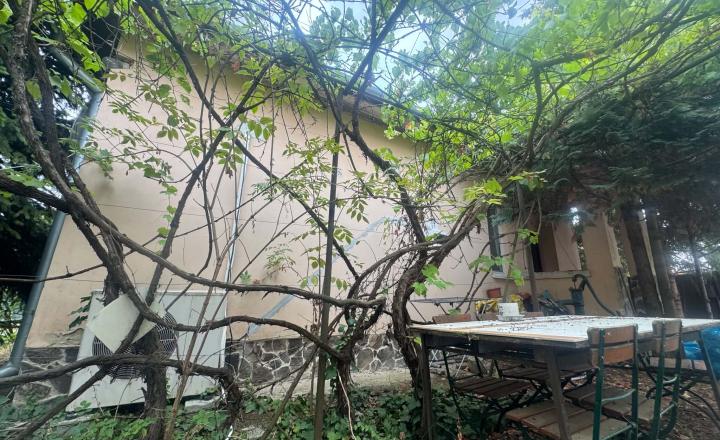 Uniknite ruchu mesta – objavte čaro pokojného bývania v Malej Mani - fotografia 20