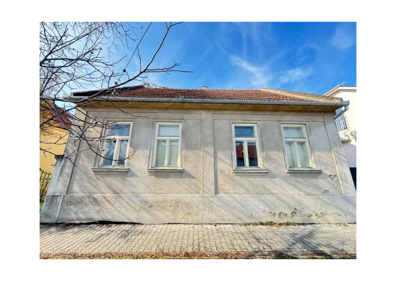 Prenajmem dom v Nových Zámkoch