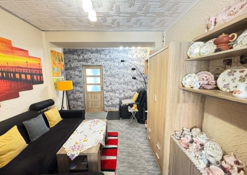 Predám tehlový 2 izbový byt v centre mesta Nové Zámky