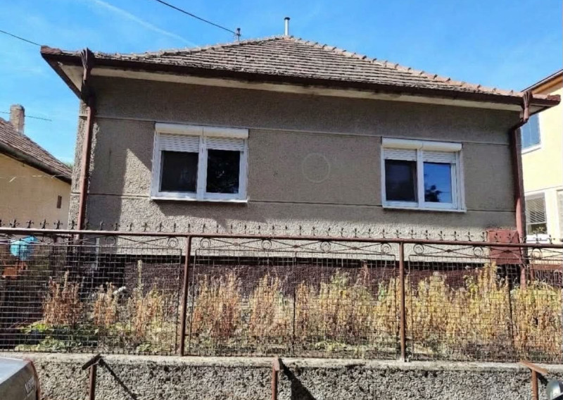 Predám 3 izbový dom v Tvrdošovciach